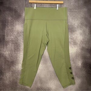 ATHLETA
SALUTATION STASH POCKET I CUTOUT 7/8 Size 2X‎
